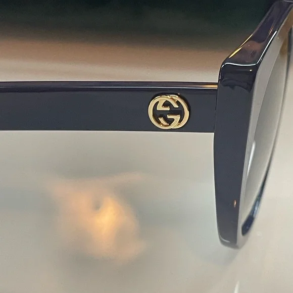 NWT authentic Gucci Womens Cat Eye Blue Fashion sunglasses .๐๐๐ - Picture 10 of 15